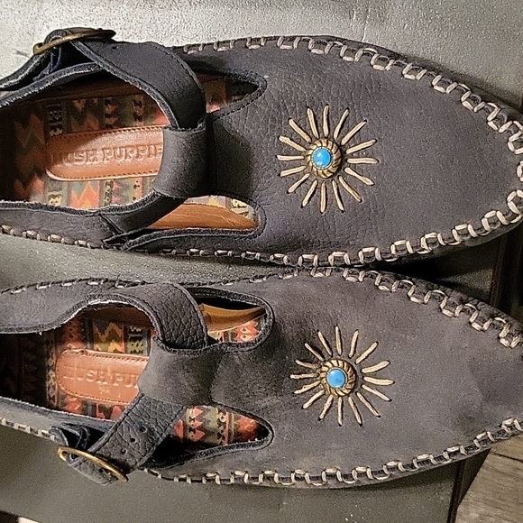 Hush Puppies Shoes - HUSH PUPPIES Leather western look  Flats size 8